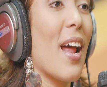 Yadhira Pimentel, locutora de radio Disney