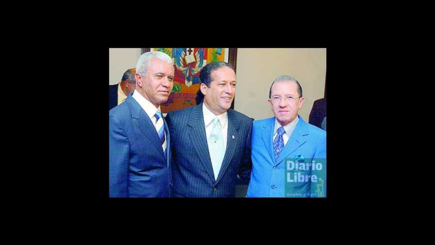 Amable se juramenta y renuncia de inmediato