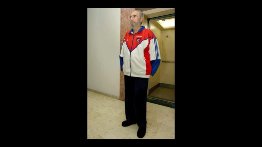 Al convaleciente Fidel Castro se le acumulan correos electrónicos