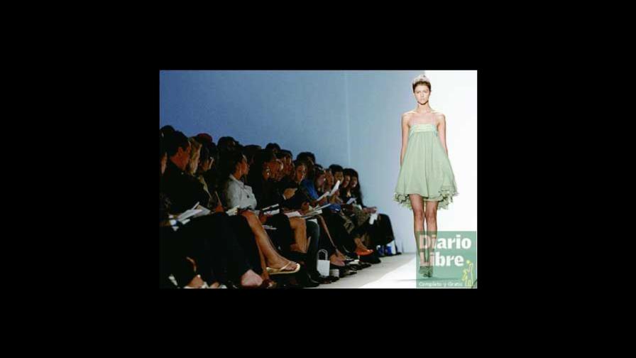 Moda española declara guerra a anorexia Moda española declara guerra a anorexia