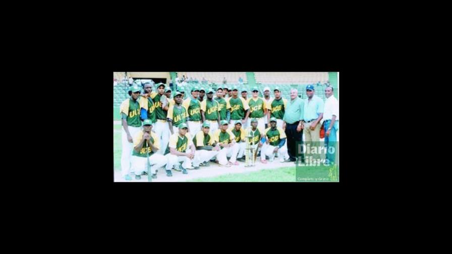 La UCE gana en béisbol Doble A La UCE gana en béisbol Doble A