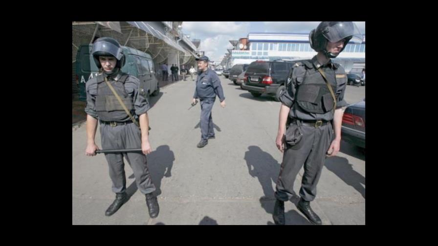 Bomba en mercado moscovita mata a 10 personas y causa 39 heridos Bomba en mercado moscovita mata a 10 personas y causa 39 heridos