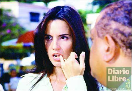 Un macho de mujer, una crítica a la clase alta Un macho de mujer, una crítica a la clase alta