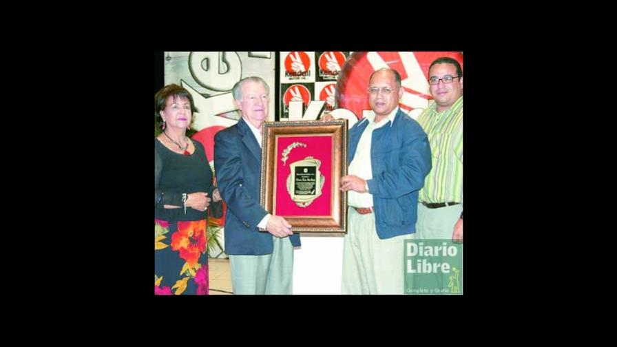 Arsenio Ureña, 44 años de servicios