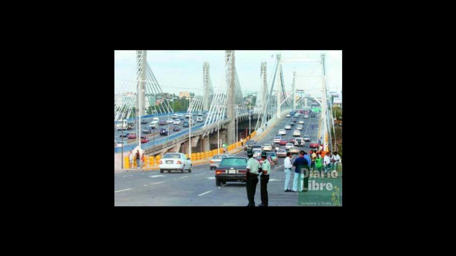 OP abre el puente Duarte; remodelarán el de la 17