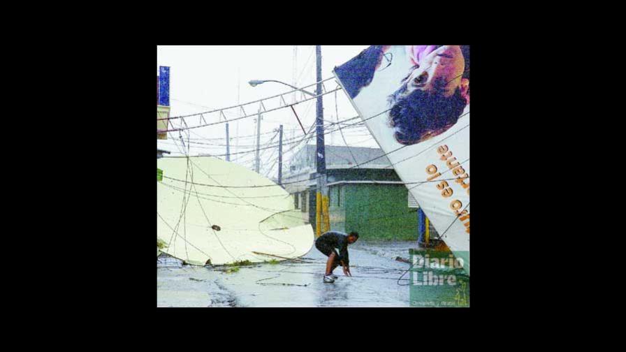 Autoridades están listas para la temporada de huracanes 2006