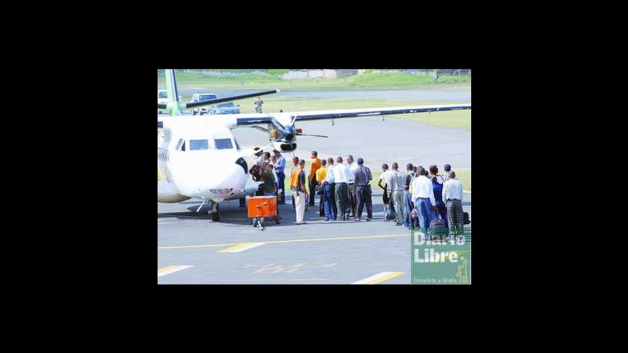 Ejecutivo ordena cierre aeropuerto de Herrera