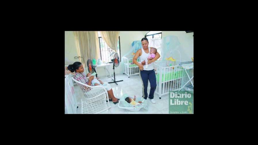 Sextillizos cumplen seis meses sanos y fuertes