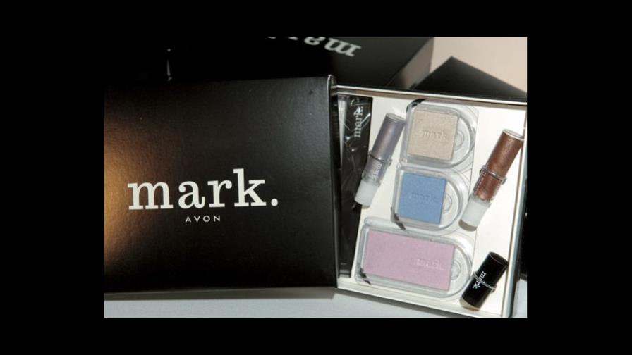 Avon ama a Mark