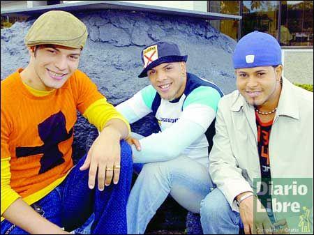 Doce artistas en primer aniversario del Kan del 4