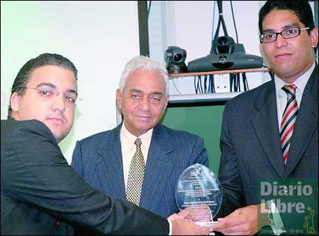 El INAP anuncia a ganadores premio - Diario Libre