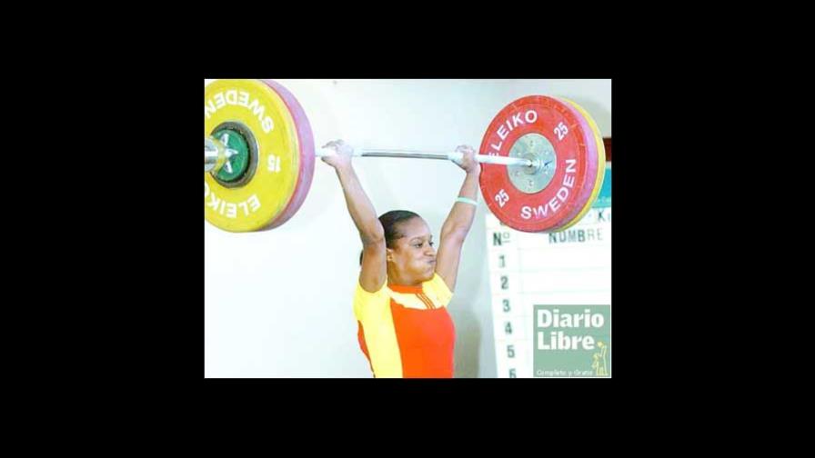 Yudelkis ganó plata y bronce en Mundial