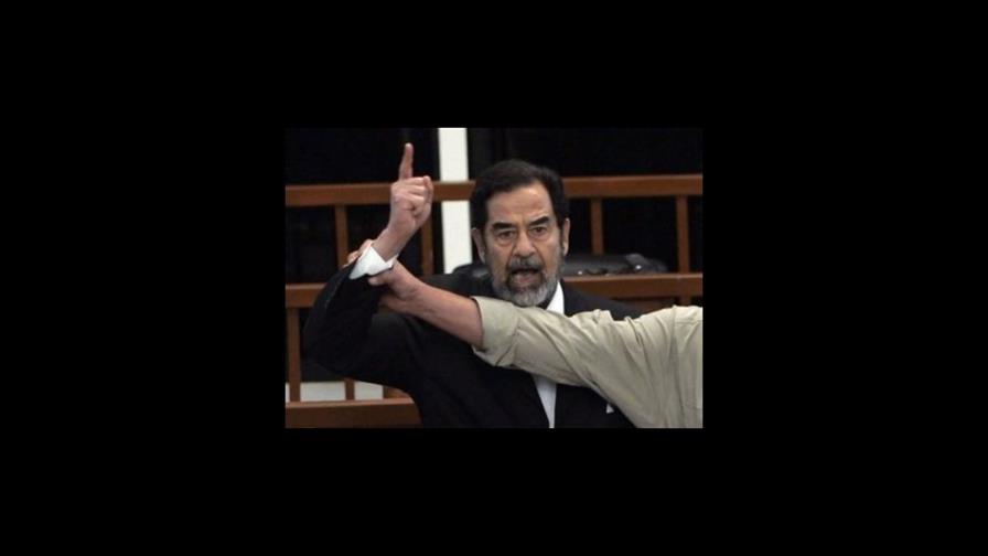 Hussein muere en la horca y estalla violencia