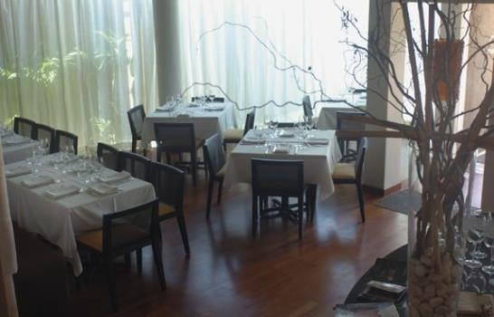 Restaurante Mitre, Decoración fluida y con movimiento Restaurante Mitre, Decoración fluida y con movimiento