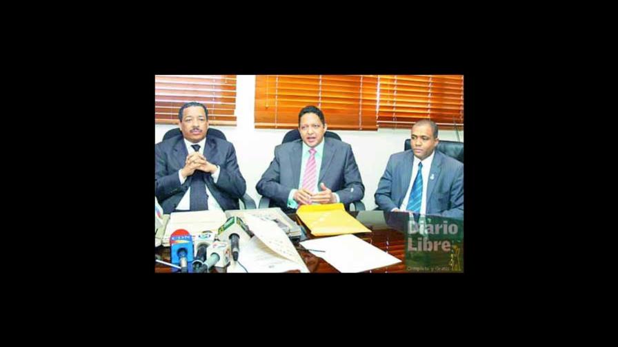 La JCE enfrenta mafia que suplantaba cédulas y actas