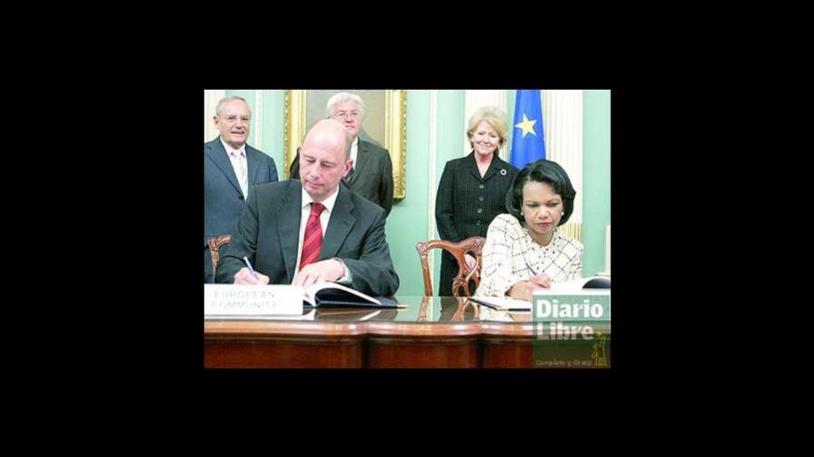 EEUU y UE firman acuerdo de cielos abiertos
