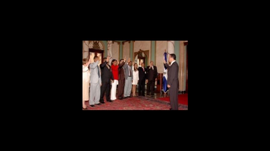 LF juramenta nuevos funcionarios LF juramenta nuevos funcionarios