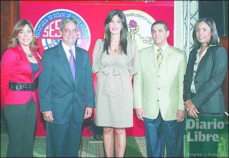 Colgate inicio Mes de la Salud Bucal