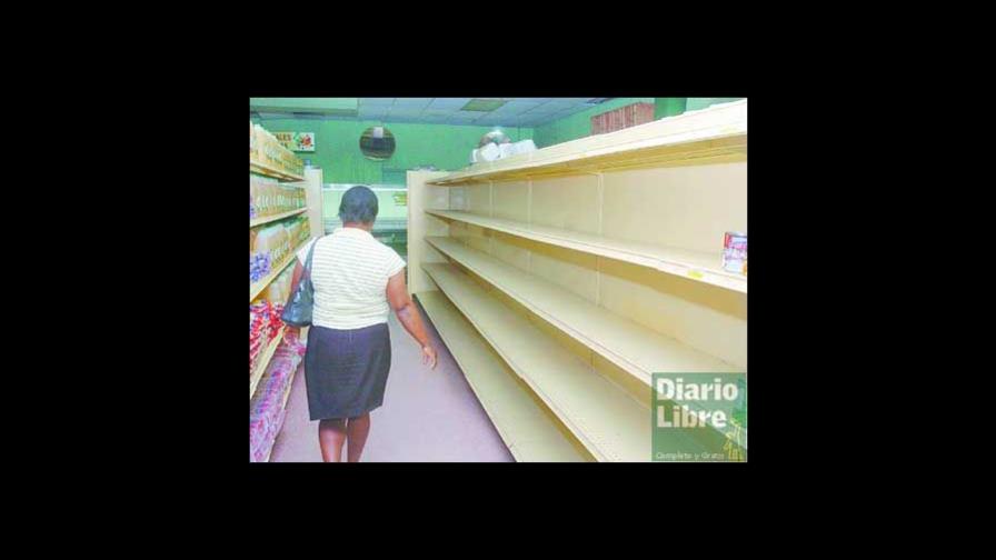 Desabastecimiento supermercados de Inespre afecta a los más pobres Desabastecimiento supermercados de Inespre afecta a los más pobres