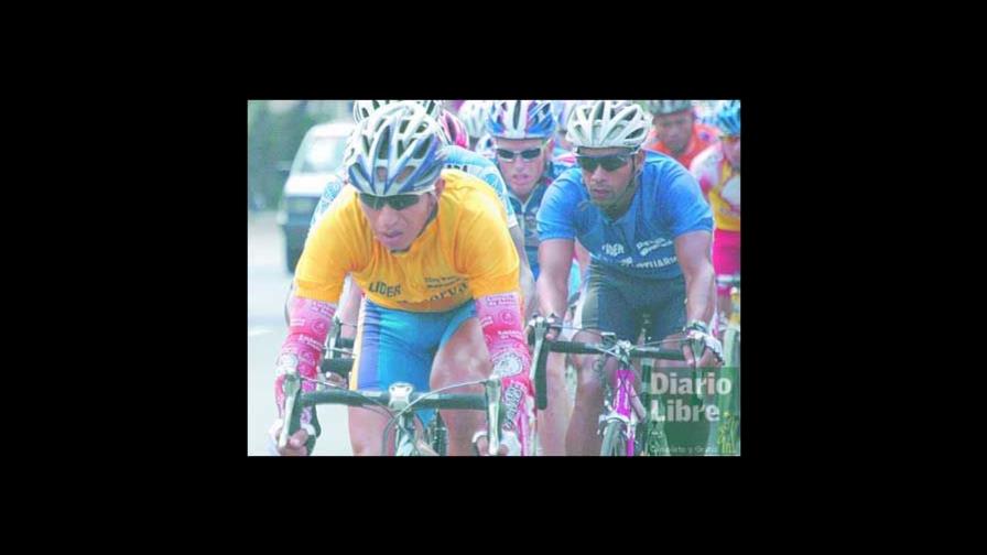 Jairo Pérez se llevó la Vuelta Independencia