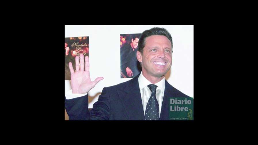 Luis Miguel confirma en su página web que ya nació su hijo
