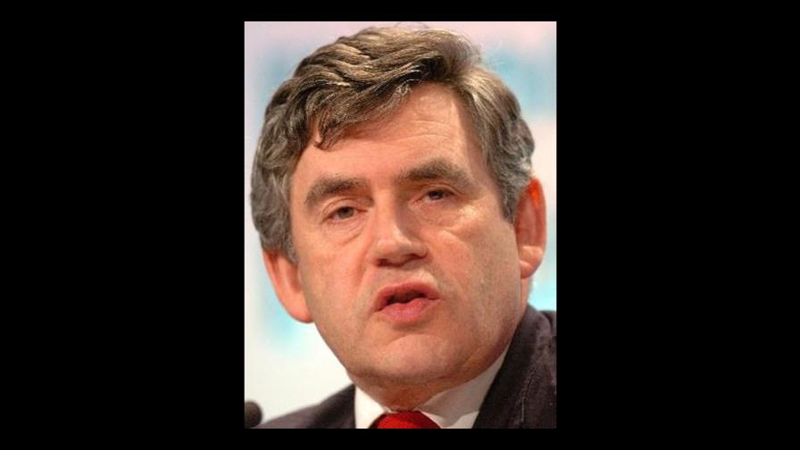 Brown anuncia reducción de soldados británicos en Irak