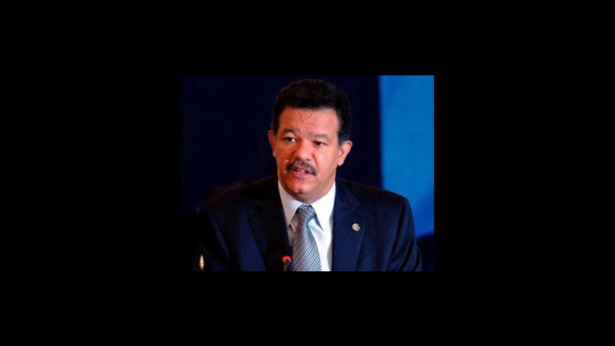 Presidente visita a Miguel Cocco en Plaza Salud