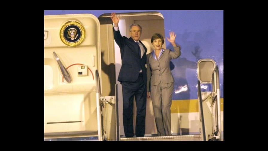 Bush llega a Uruguay, segunda etapa de su gira por América Latina