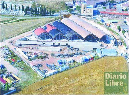 Rogers crea nueva edificación para las bodegas de Protos