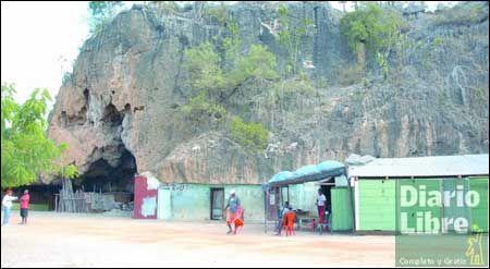 Cavernícolas modernos en Cuevas de Cabo Rojo
