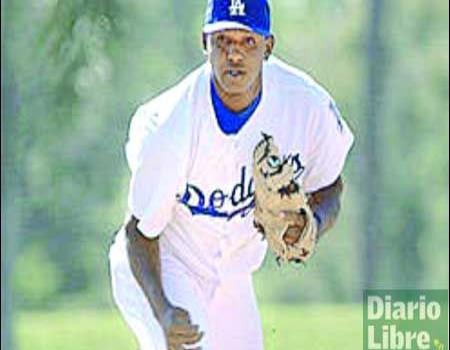 Pérez, Abréu, Valdez, E. Aybar, A. Núñez y R. Belliard dan H4 Pérez, Abréu, Valdez, E. Aybar, A. Núñez y R. Belliard dan H4