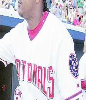 Pérez, Abréu, Valdez, E. Aybar, A. Núñez y R. Belliard dan H4 Pérez, Abréu, Valdez, E. Aybar, A. Núñez y R. Belliard dan H4