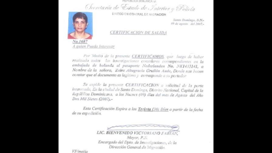 Detienen mujer con pasaporte holandés falsificado