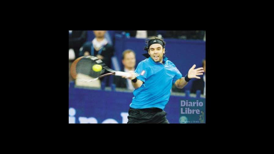 Fernando González derrota por primera vez a Roger Federer