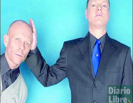 Barney, el dúo Erasure y teatro dominan la escena