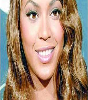 Shakira y Beyonce graban un videoclip Shakira y Beyonce graban un videoclip