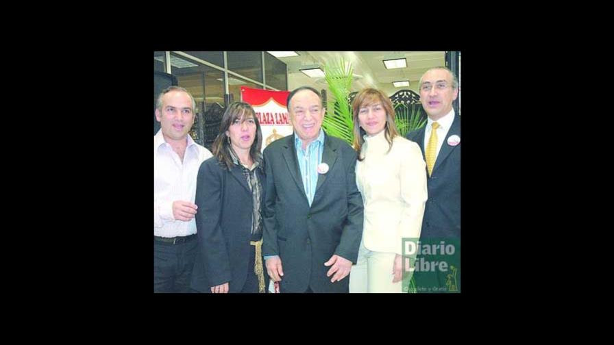 Plaza Lama resalta unión familiar con campaña