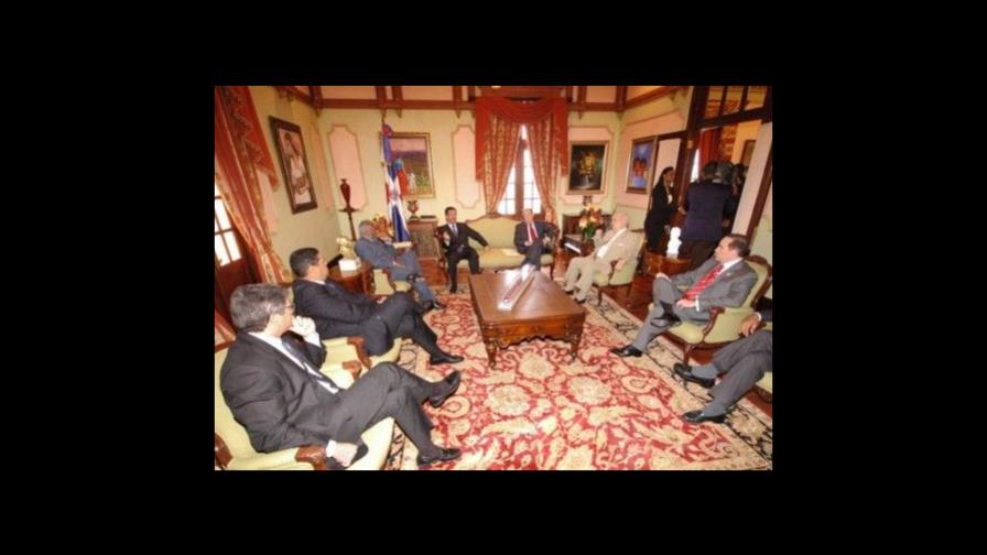 Presidente se reúne con industriales del trigo