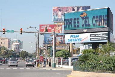 La ciudad estrena las vallas electrónicas