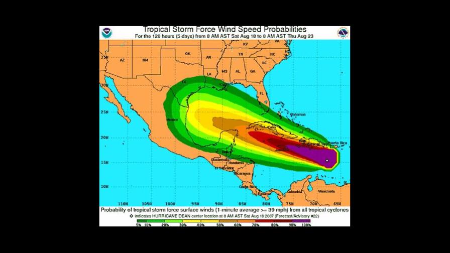 Dean avanza con vientos de 240 kilómetros por hora