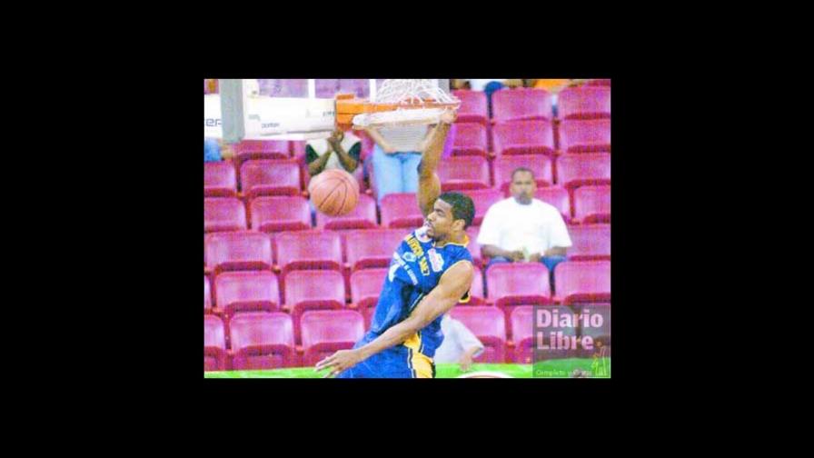 Jaime Peterson firma contrato: jugará por el Aguas de Valencia