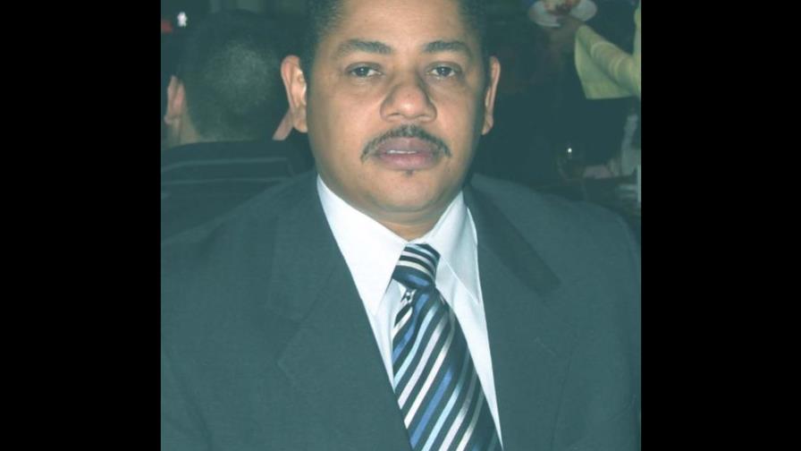 Carlos Feliz asegura que Leonel es invencible en las bases del PLD