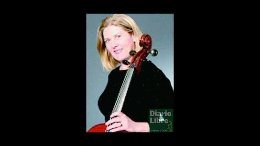 Saltó del violonchelo al servicio médico