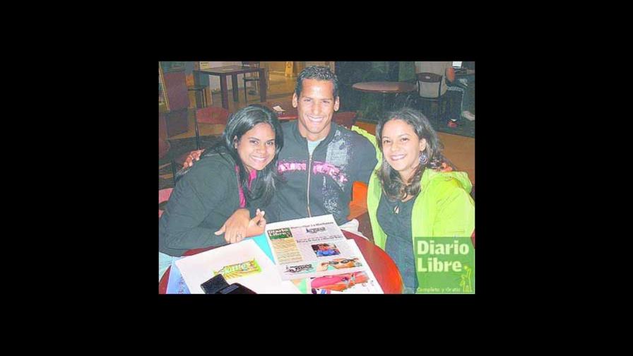 Admiradoras de Díaz agradecen premios Admiradoras de Díaz agradecen premios