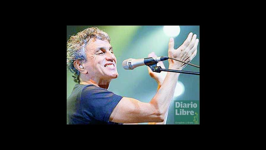 Veloso le canta a los cuates Cucurrucucú