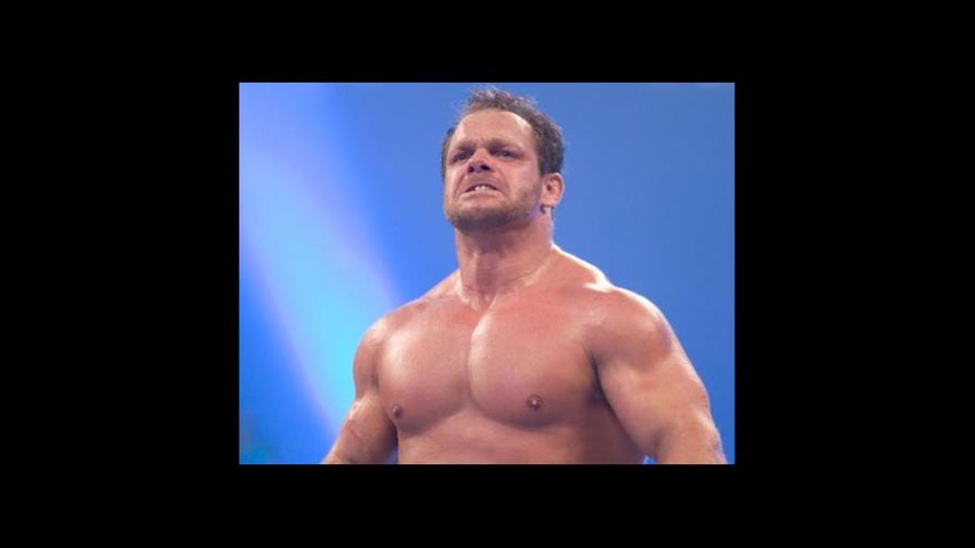 Luchador Chris Benoit mata a esposa e hijo antes de suicidarse