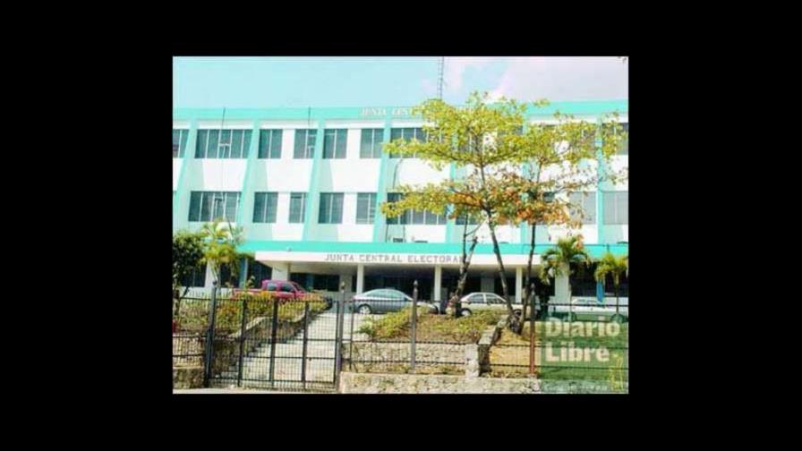 Partidos escogen nuevos miembros de JCE en NY