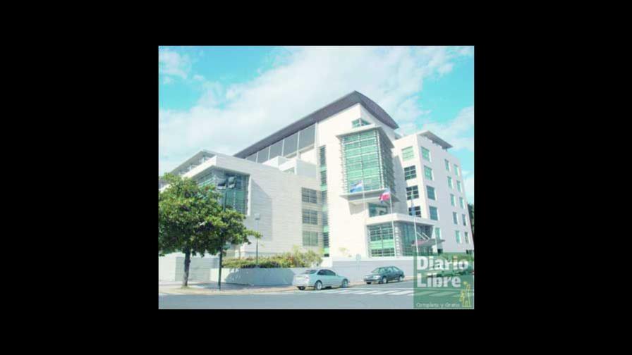 Advierte a tribunales penales sobre demanda en referimiento Advierte a tribunales penales sobre demanda en referimiento