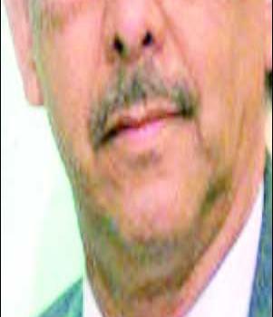 Nuria y Huchi Lora negocian su entrada a la estación Z-101 Nuria y Huchi Lora negocian su entrada a la estación Z-101