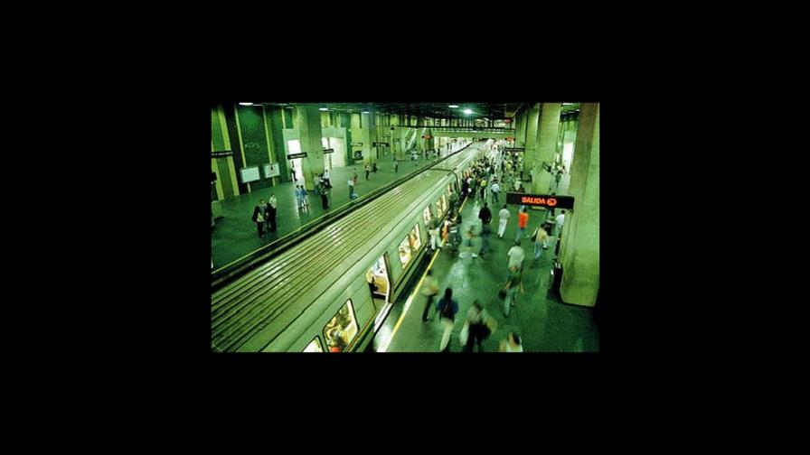 Un muerto y nueve heridos en choque de trenes en el Metro de Caracas Un muerto y nueve heridos en choque de trenes en el Metro de Caracas